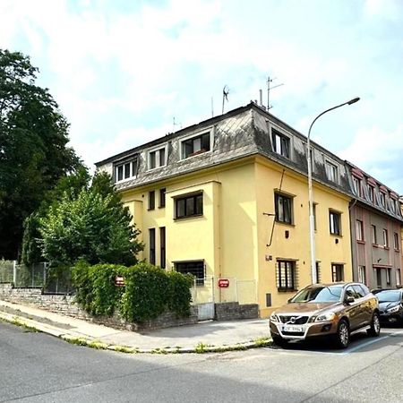 Hillside Studios Praga Esterno foto